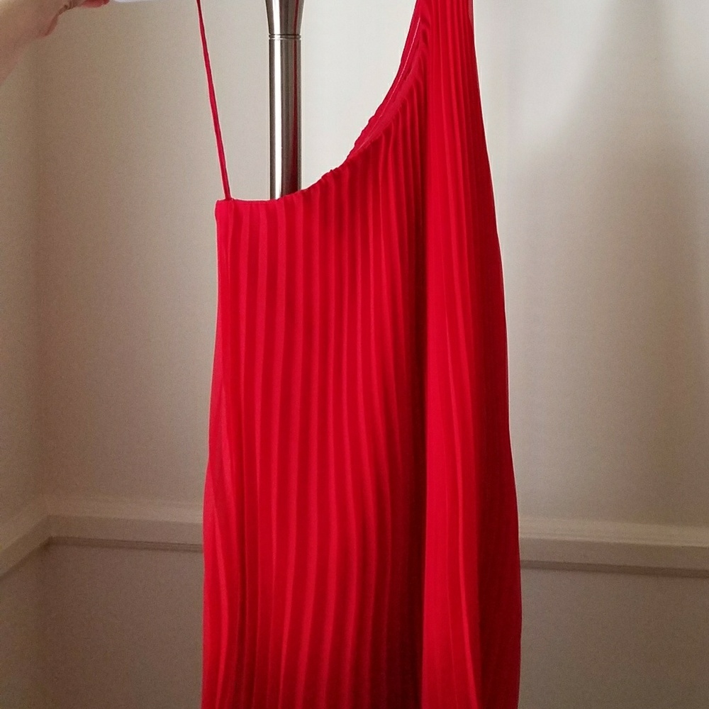 Red One-Shouldered Dress - NWT Size 6